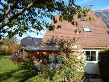 Hausansicht Gartenseite GL�CKLICHE K�UFER GEFUNDEN! Attraktive Doppelhaush�lfte in Strausberg