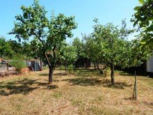 Obstgarten hinter dem Haus 2026 BEREITS VERKAUFT: Zweifamilienhaus mit gro�em Garten in Hennickendorf