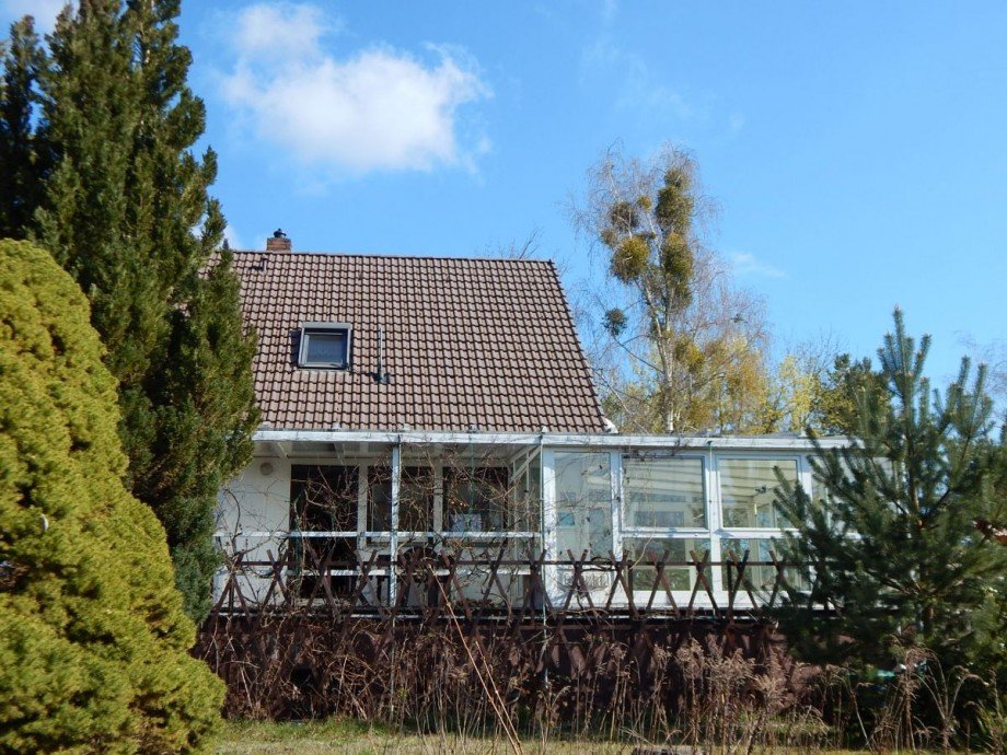Ansicht Terrasse und Wintergarten Einfamilienhaus Strausberg