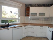Einbauk�che GL�CKLICHE K�UFER GEFUNDEN! Attraktive Doppelhaush�lfte in Strausberg