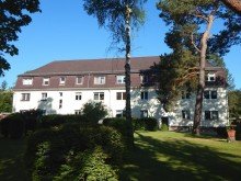 Hausansicht 2026 VERMIETET: Gro�e 3-Zimmerwohnung in zentraler Lage